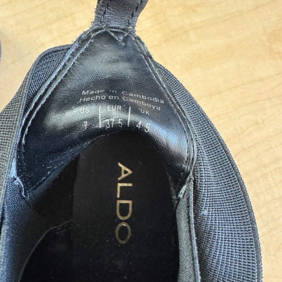 Black Aldo ankle boots size 7 - Picture 6 of 8